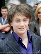 Daniel Radcliffe : TI4U_u1138645219.jpg