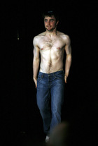 Daniel Radcliffe : daniel_radcliffe_1303264560.jpg