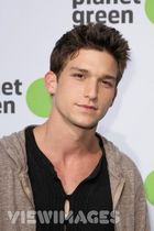 Daren Kagasoff : darenkagasoff_1218612251.jpg