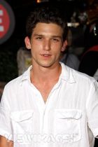 Daren Kagasoff : darenkagasoff_1224418165.jpg