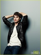 Darren Criss : darren-criss-1326329909.jpg