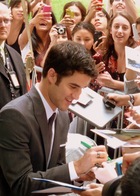 Darren Criss : darren-criss-1371308972.jpg