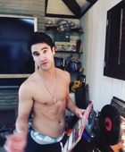 Darren Criss : darren-criss-1547263572.jpg