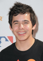 David Archuleta : david-archuleta-1425950890.jpg