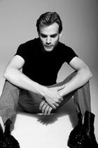 David Gallagher : david-gallagher-1316924052.jpg