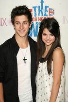 David Henrie : TI4U_u1258241805.jpg