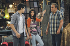 David Henrie : david-henrie-1337646428.jpg