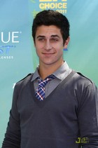 David Henrie : david-henrie-1357349821.jpg