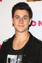 David Henrie : david-henrie-1370025572.jpg