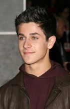 David Henrie : david_henrie_1224592726.jpg