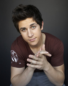 David Henrie : david_henrie_1251682792.jpg