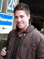 Dean Geyer : dean-geyer-1372879771.jpg