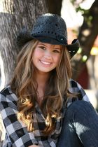 Debby Ryan : debby-ryan-1314933240.jpg