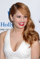 Debby Ryan : debby-ryan-1396180481.jpg