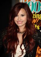 Demi Lovato : demi-lovato-1325825040.jpg