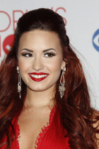 Demi Lovato : demi-lovato-1326483028.jpg