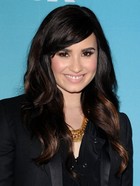 Demi Lovato : demi-lovato-1381865200.jpg