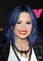 Demi Lovato : demi-lovato-1386506860.jpg