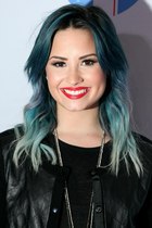 Demi Lovato : demi-lovato-1387670453.jpg