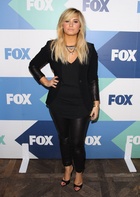 Demi Lovato : demi-lovato-1406059419.jpg