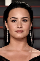 Demi Lovato : demi-lovato-1457480631.jpg