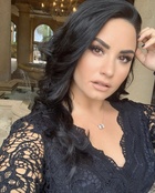 Demi Lovato : demi-lovato-1565566732.jpg