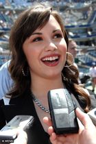 Demi Lovato : demi_lovato_1251088053.jpg