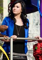 Demi Lovato : demi_lovato_1261681542.jpg