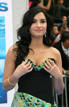 Demi Lovato : demi_lovato_1273662747.jpg