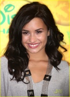 Demi Lovato : demi_lovato_1274038472.jpg