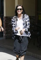 Demi Lovato : demi_lovato_1275930029.jpg