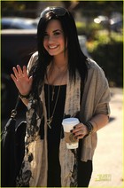 Demi Lovato : demi_lovato_1296338053.jpg