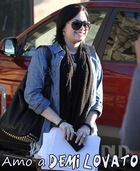 Demi Lovato : demi_lovato_1304199843.jpg