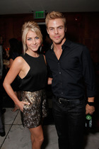 Derek Hough : TI4U1384010954.jpg