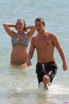 Derek Hough : derek-hough-1332198831.jpg