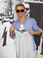 Derek Hough : derek-hough-1372467966.jpg