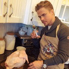 Derek Hough : derek-hough-1402933119.jpg