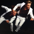 Derek Hough : derek-hough-1423373401.jpg