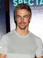 Derek Hough : derek-hough-1468517251.jpg