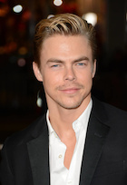 Derek Hough : derek-hough-1468517283.jpg