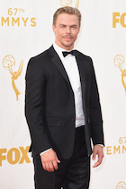 Derek Hough : derek-hough-1468517313.jpg