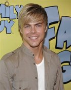 Derek Hough : derekhough_1281176817.jpg