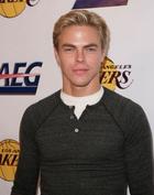 Derek Hough : derekhough_1281456390.jpg