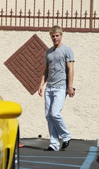 Derek Hough : derekhough_1295642434.jpg