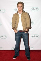 Derek Hough : derekhough_1295642467.jpg