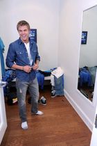 Derek Hough : derekhough_1299774879.jpg