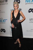 Dianna Agron : dianna-agron-1450624096.jpg