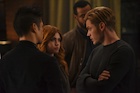 Dominic Sherwood : TI4U1488244956.jpg