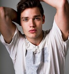 Dominic Sherwood : dominic-sherwood-1455498681.jpg