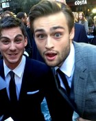 Douglas Booth : TI4U1402759109.jpg